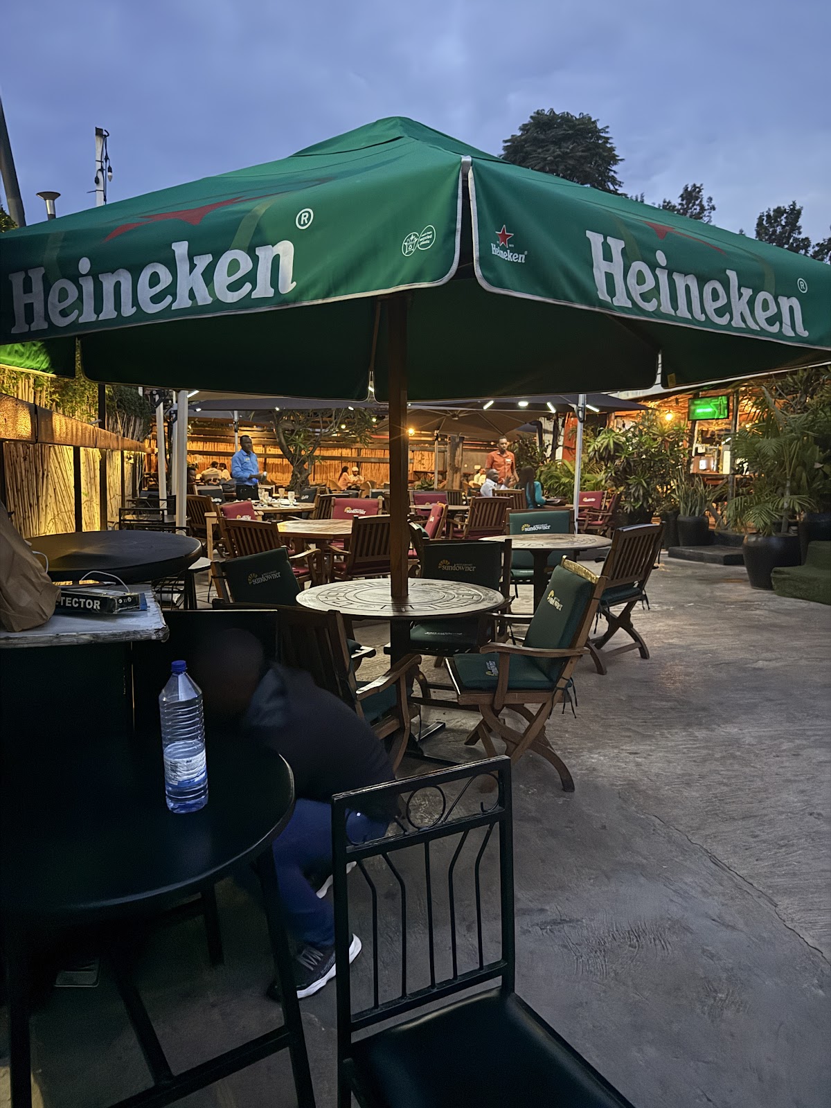Sundowner in Kacyiru Sud — a familiar landing spot for Bujumbura-based travellers on a Kigali long weekend