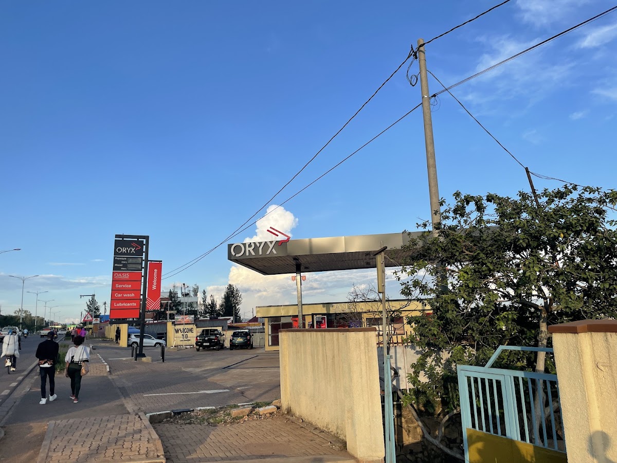 Photo of Petrol Station by Baptiste Ndayisaba