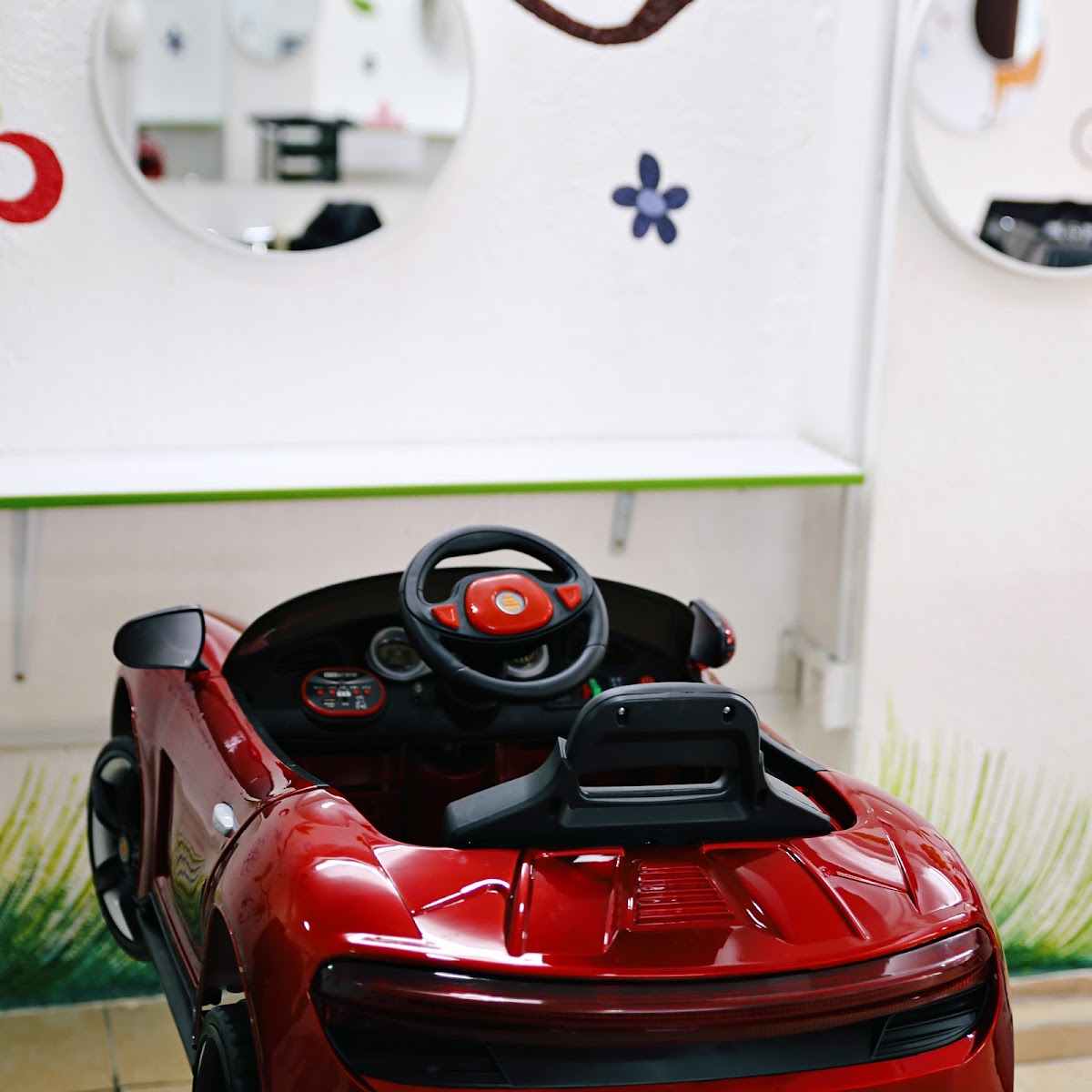 NIK Salon Nyarutarama — Salons in Gacuriro, Kigali