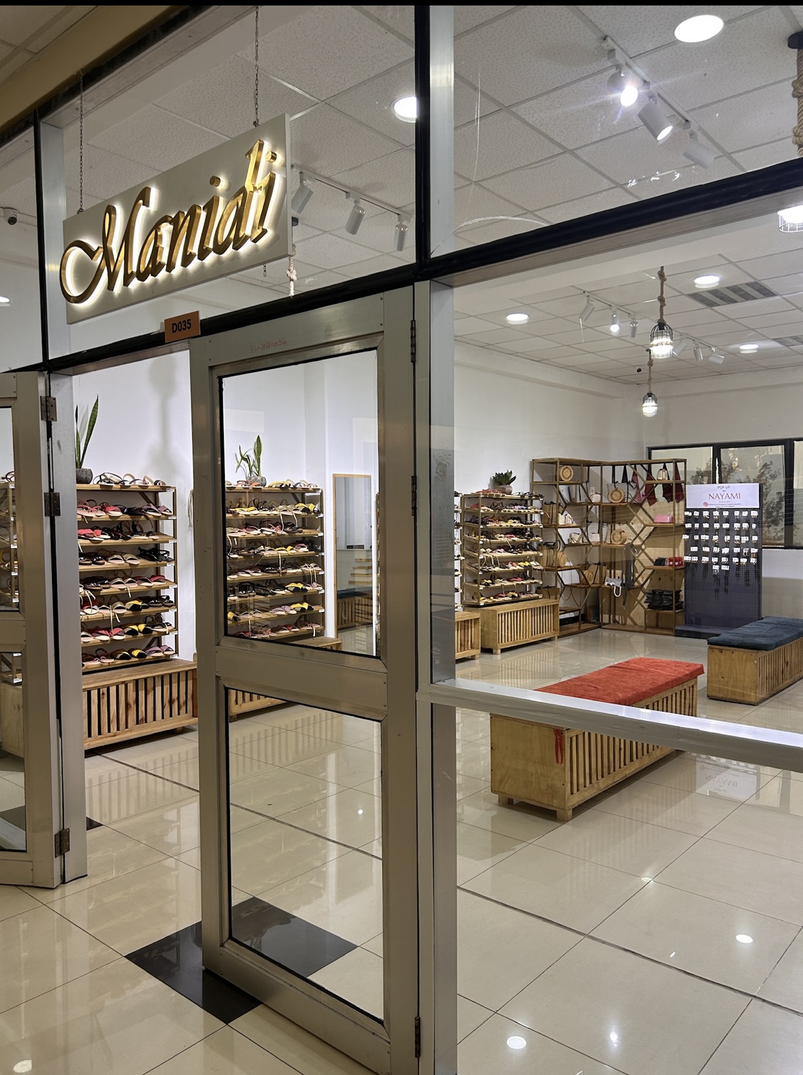 Manidi store