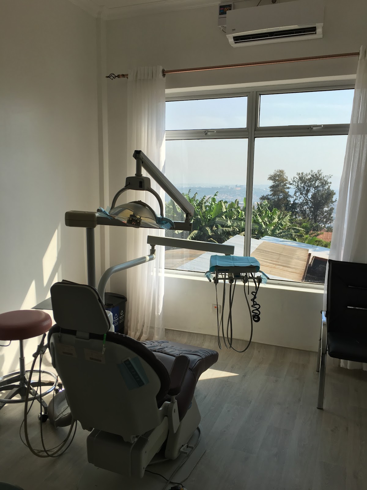 Photo of DMC Dental Clinic by Jesse Wong