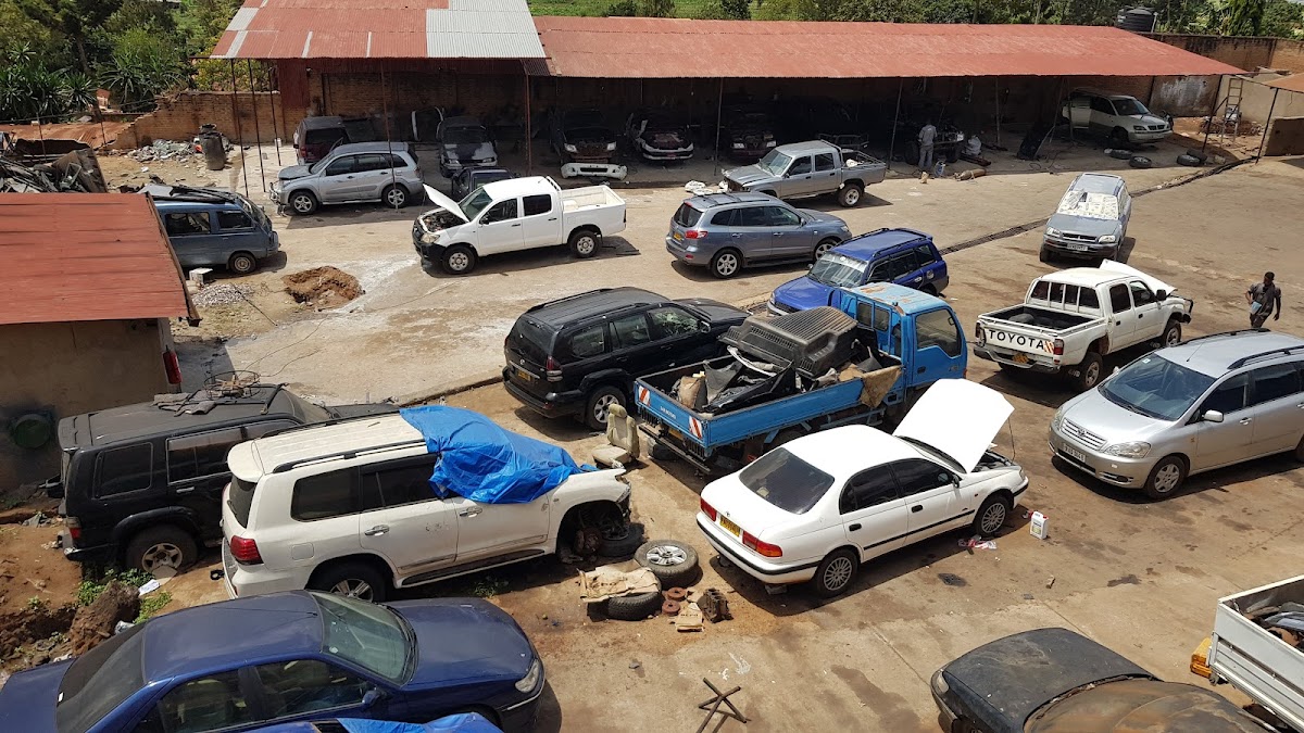 Photo of Auto Express Garage by Emile Bniz Niyibizi
