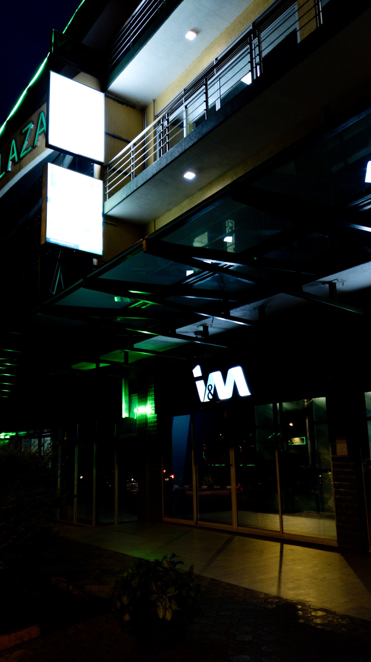Photo of I&M Bank by Ollson Babu