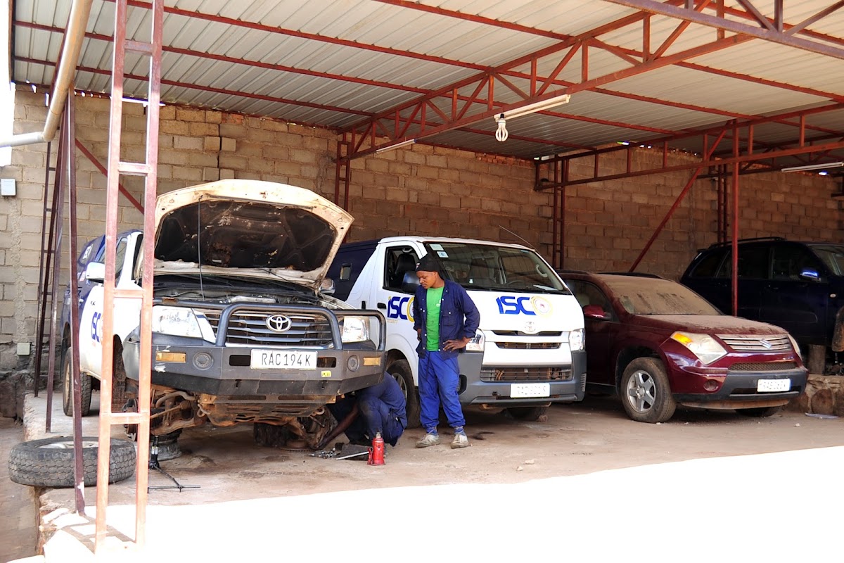 Photo of GMC Garage by niyonkunda aimable