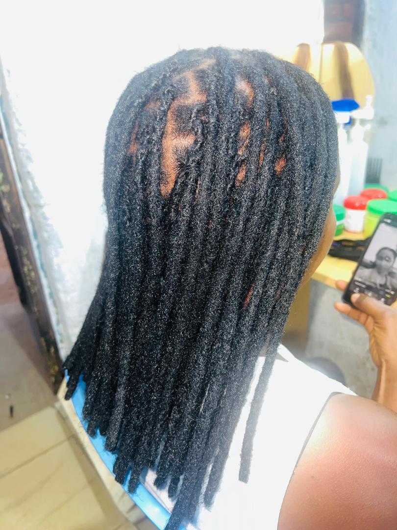 Lion's Salon