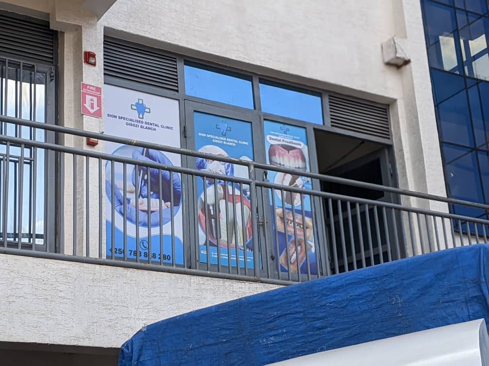 SION SPECIALISED CLINIC BLANCH