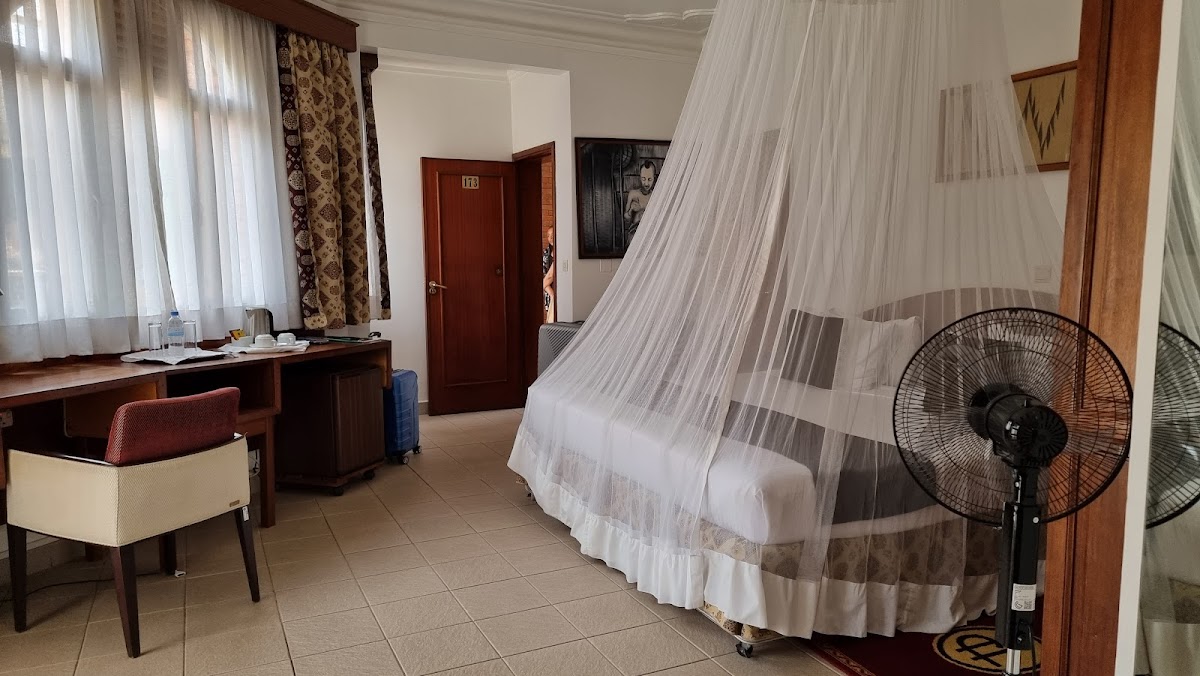 Photo of Hôtel Chez Lando by Yves Nkuba
