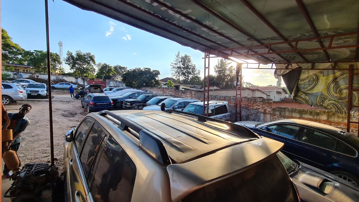Photo of Fast Repairing Korean Garage by Emile Bniz Niyibizi