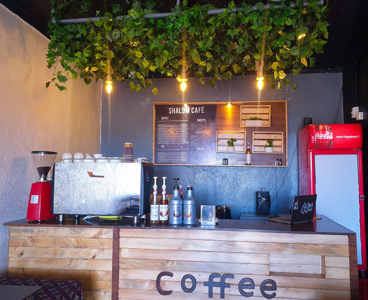 Shalom Café