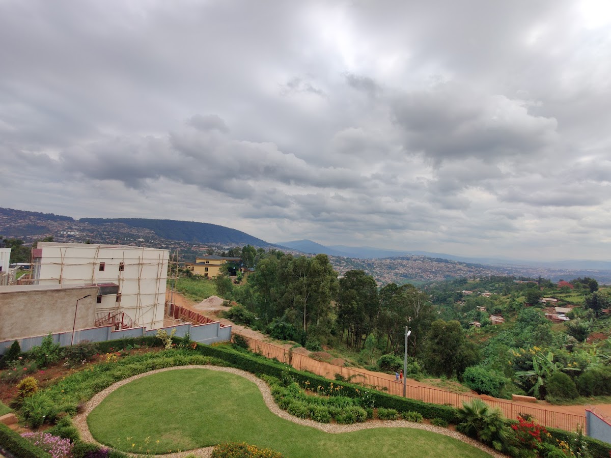 Photo of Rebero Alliance Apartments by Mazi Laurinz