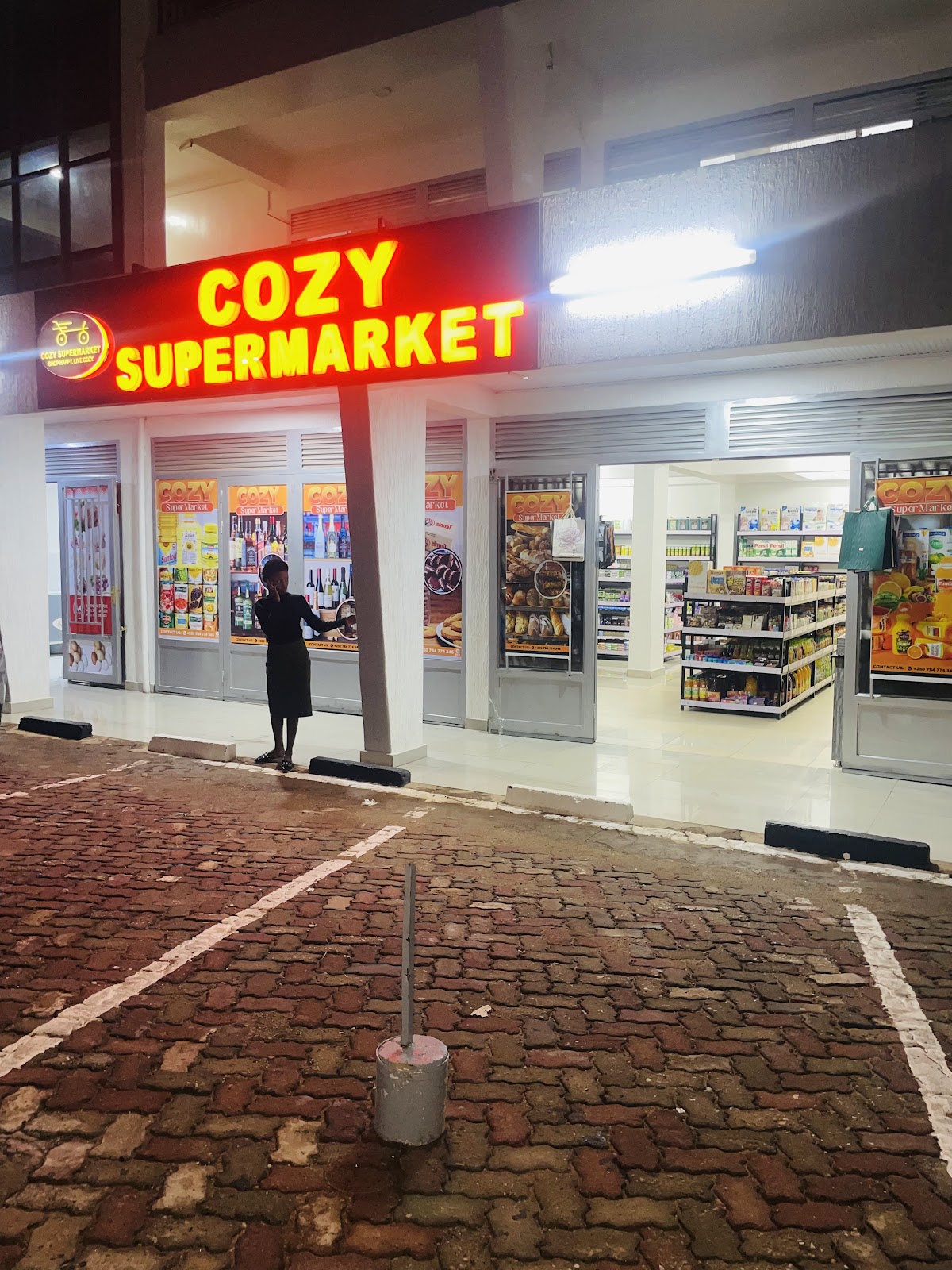 Cozy Supermarket
