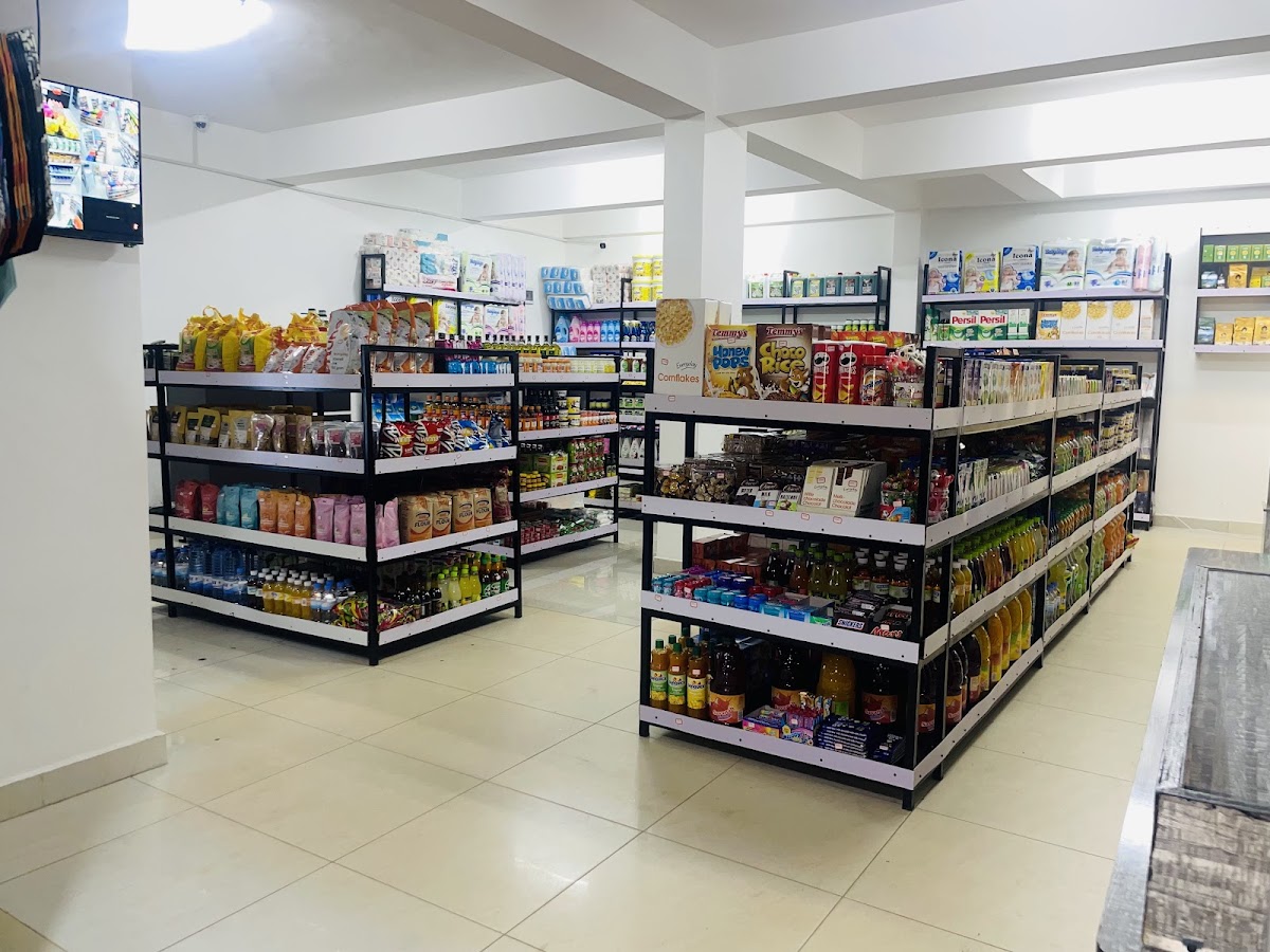 Photo of Cozy Supermarket by Blaise Hirwa