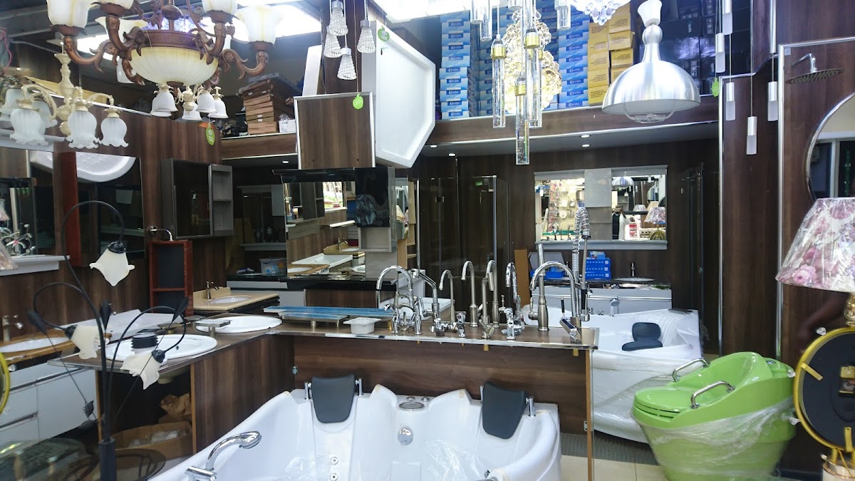 Photo of Aqualia Bofu Trading Company by Malik J. Pilote