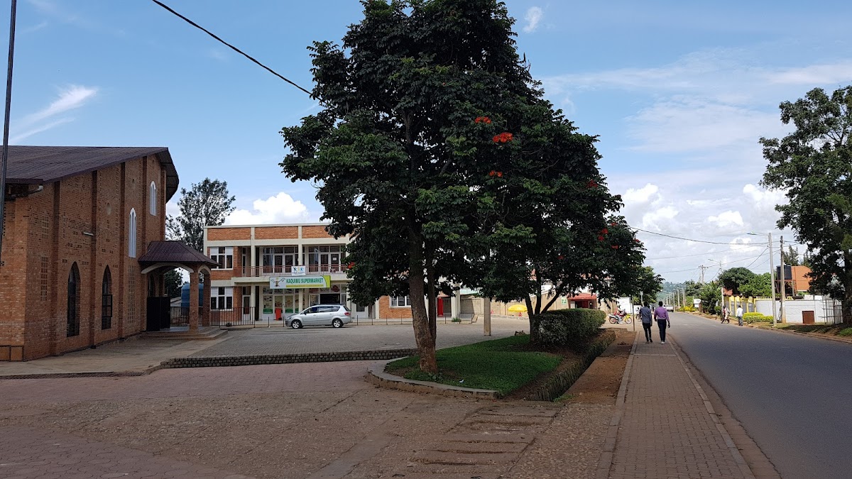 Photo of Kaquimu Supermarket by Emile Bniz Niyibizi