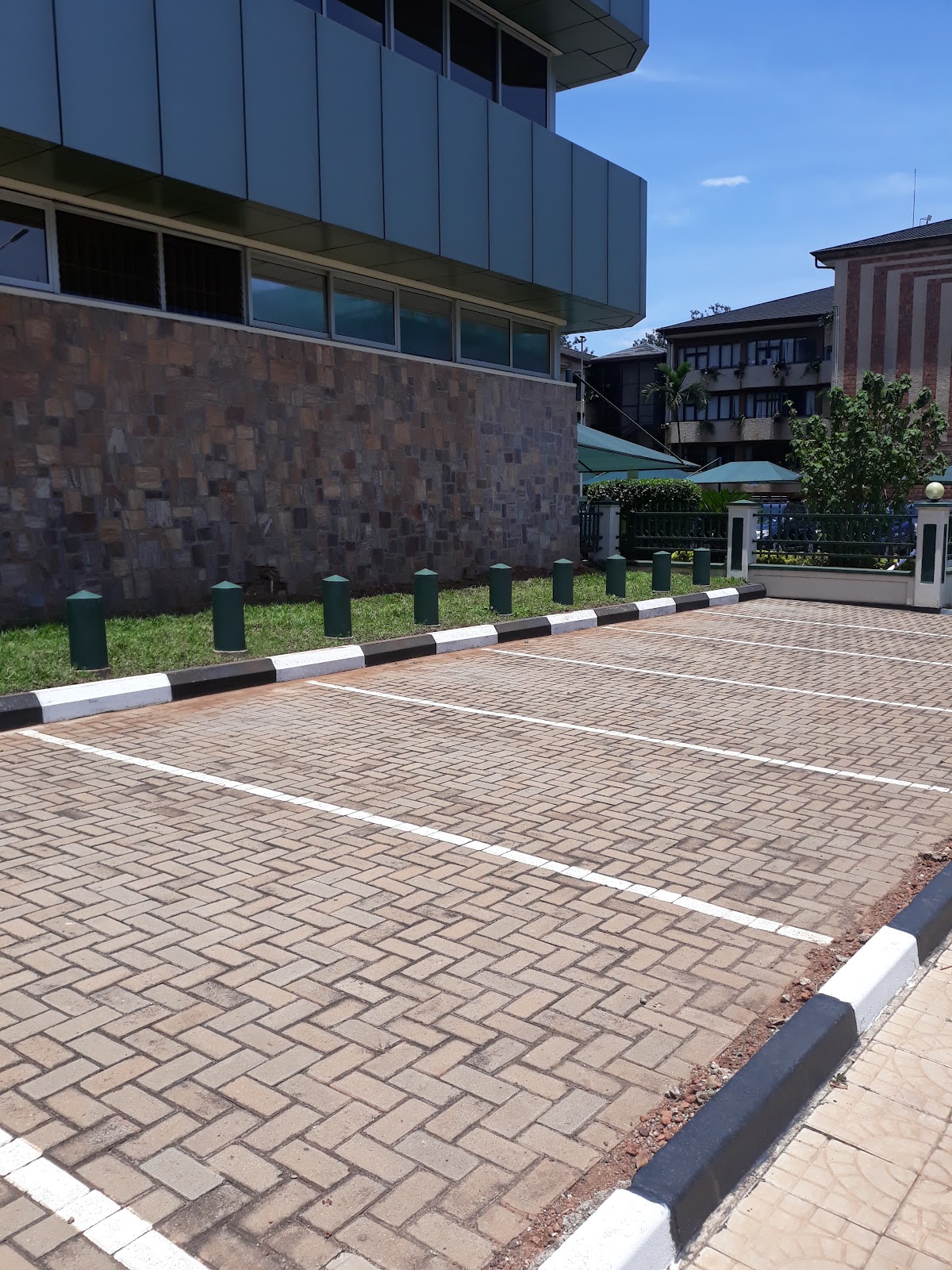 Photo of Development Bank of Rwanda by Benedicte Ndayishimiye