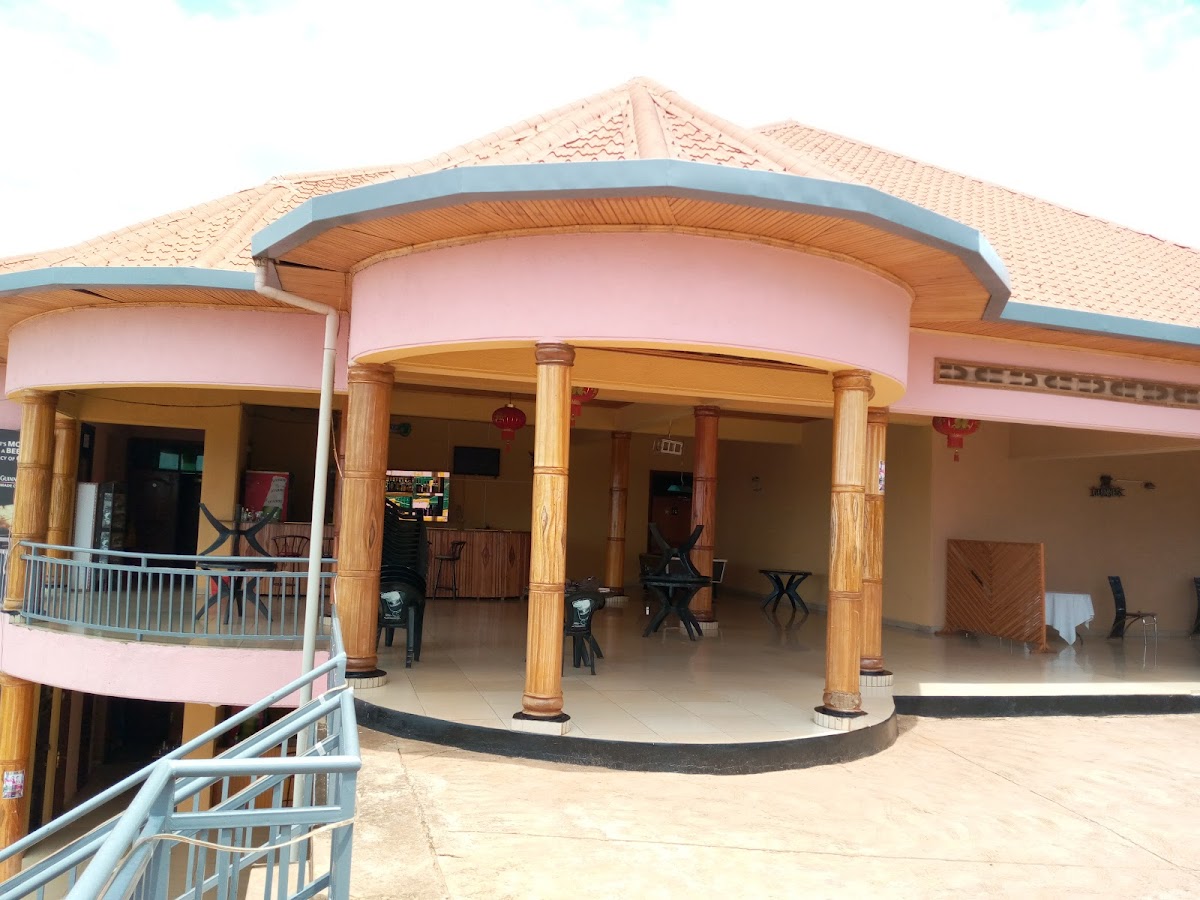 Photo of High Table Motel by nzisengera Etienne