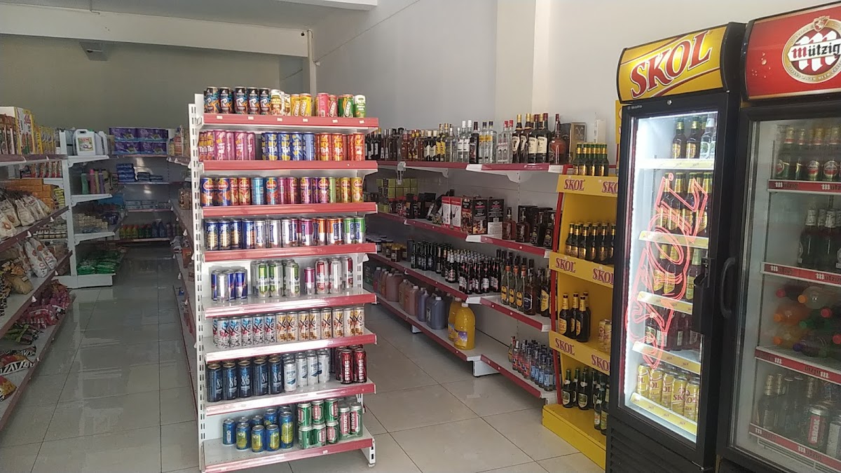 Photo of HoodMart Supermarket by Komof Soyou HOUNDJI