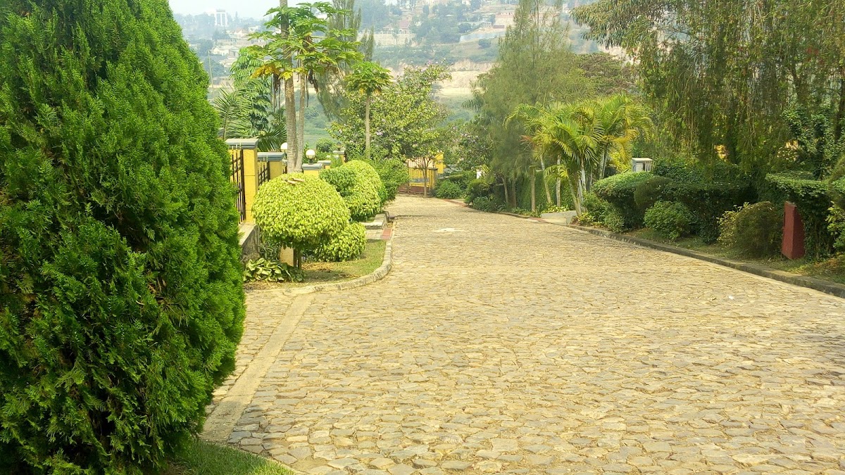 Photo of Monnem Bar & Restaurant by Hategekimana Filsjosue