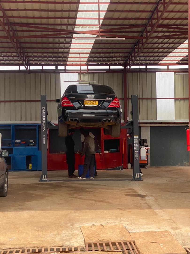The Auto Garage