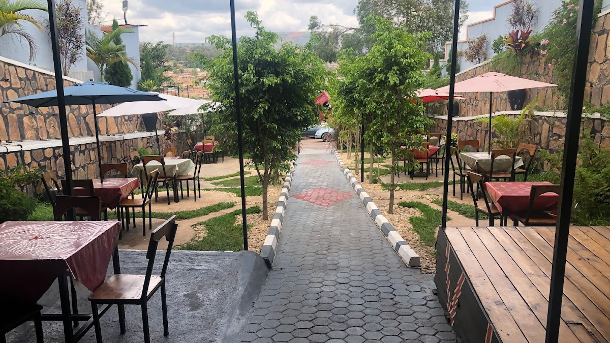 Flame Lily Restaurant & Bar