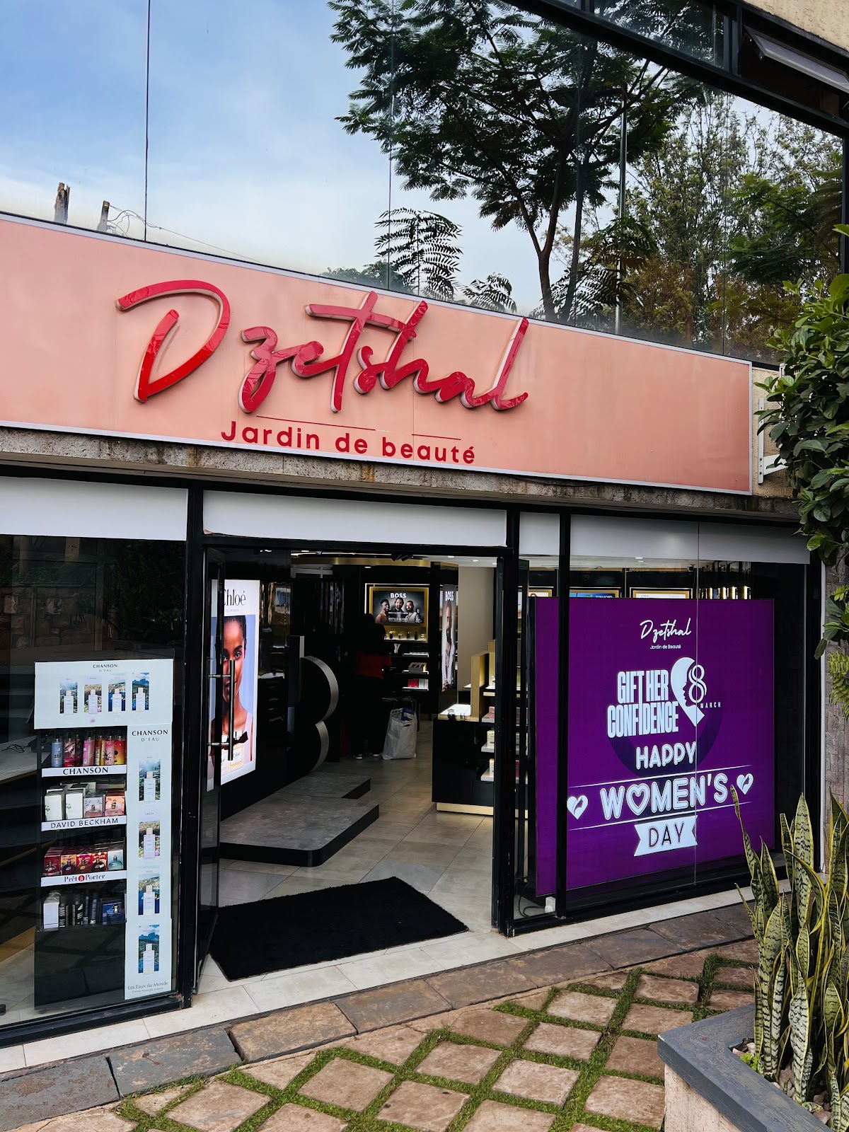 Dzetshal Rwanda