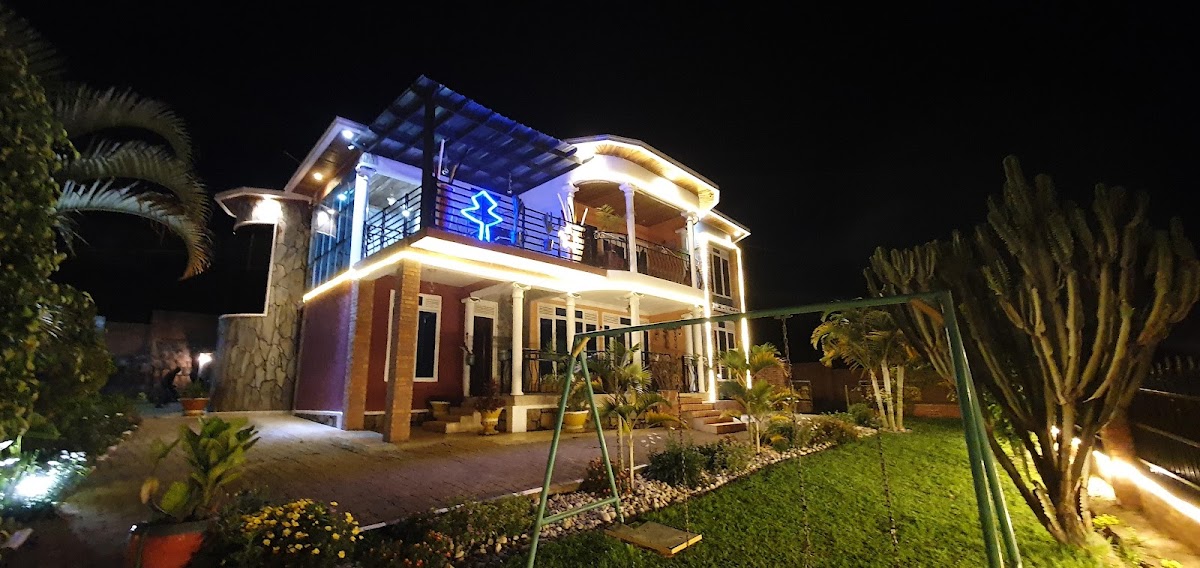 Chez MUNYANGEYO