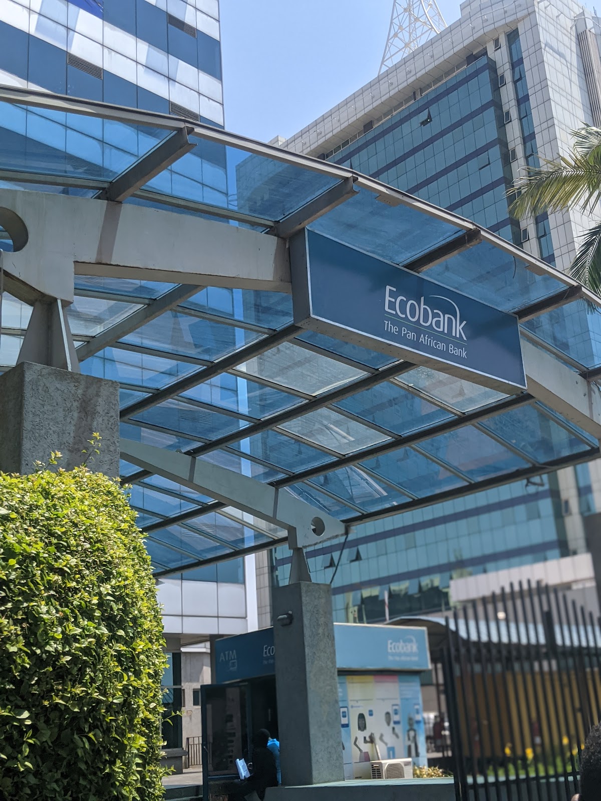 Photo of Ecobank Headquarters by Prince Asiamah