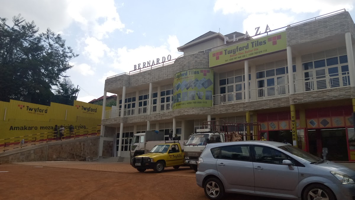 Photo of Bernardo Plaza by Longin Nkundimana