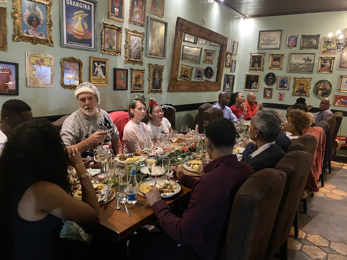 Le Petit Chalet — Restaurants in Kacyiru, Kigali