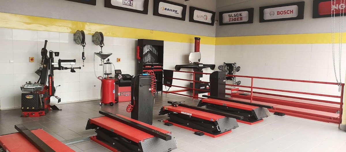 Photo of AutoXpress Rwanda - Kagarama by AutoXpress Rwanda - Kagarama
